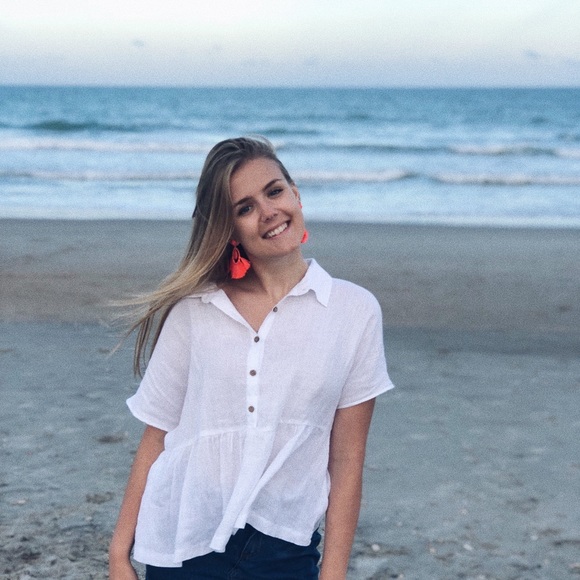Meet your Posher, Madelyn
